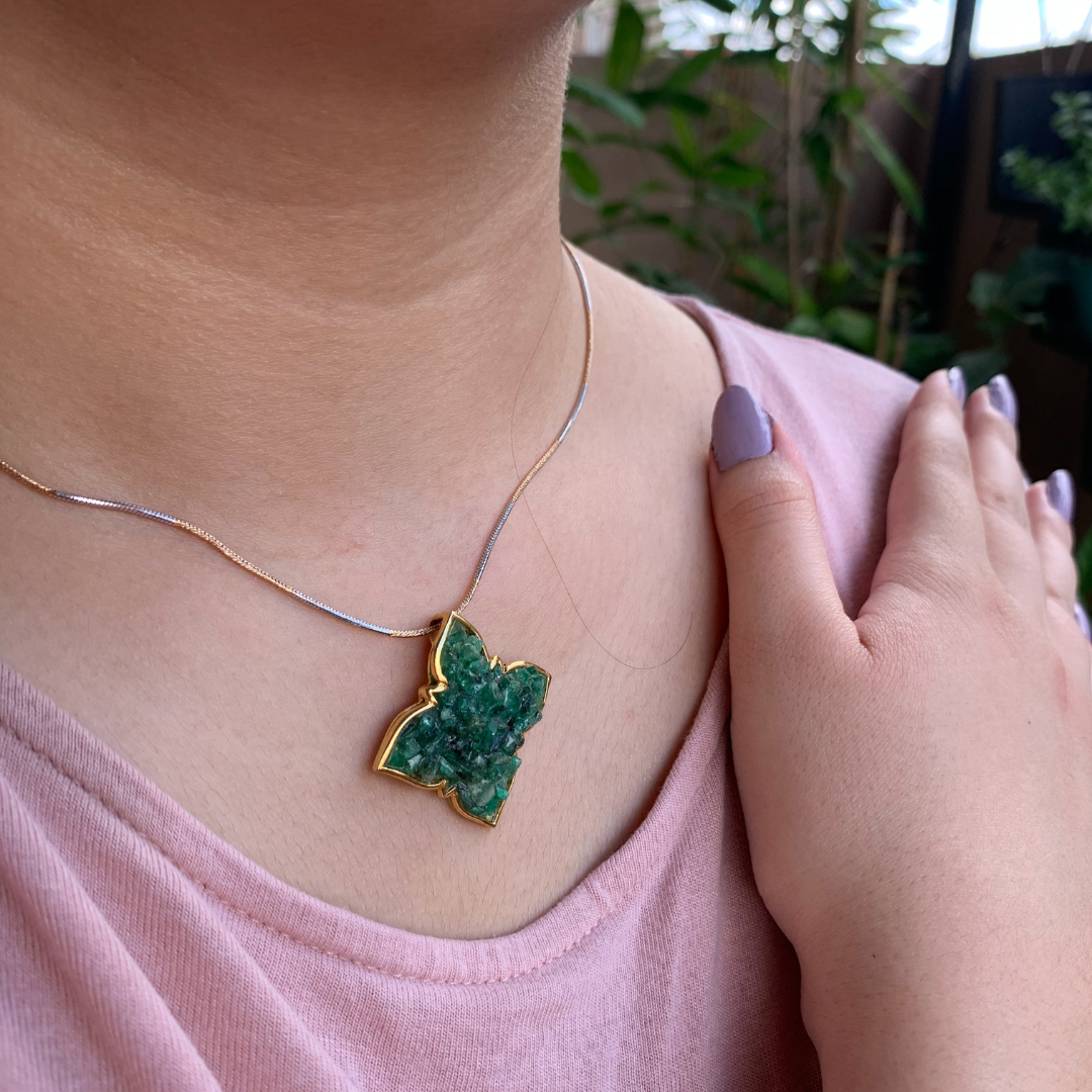Natural Emerald Gemstone Pendant bold3