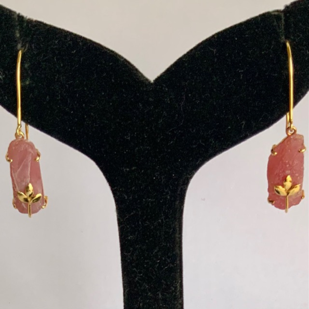 Natural Ruby Hanging Earrings with leaf motif2