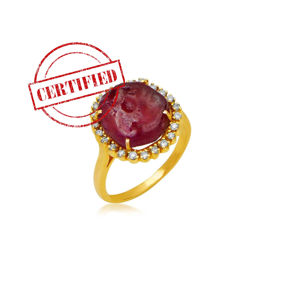 Natural Ruby with diamonds outline Ring in 14 kt Gold