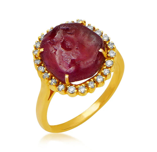 Natural Ruby with diamonds outline Ring in 14 kt Gold